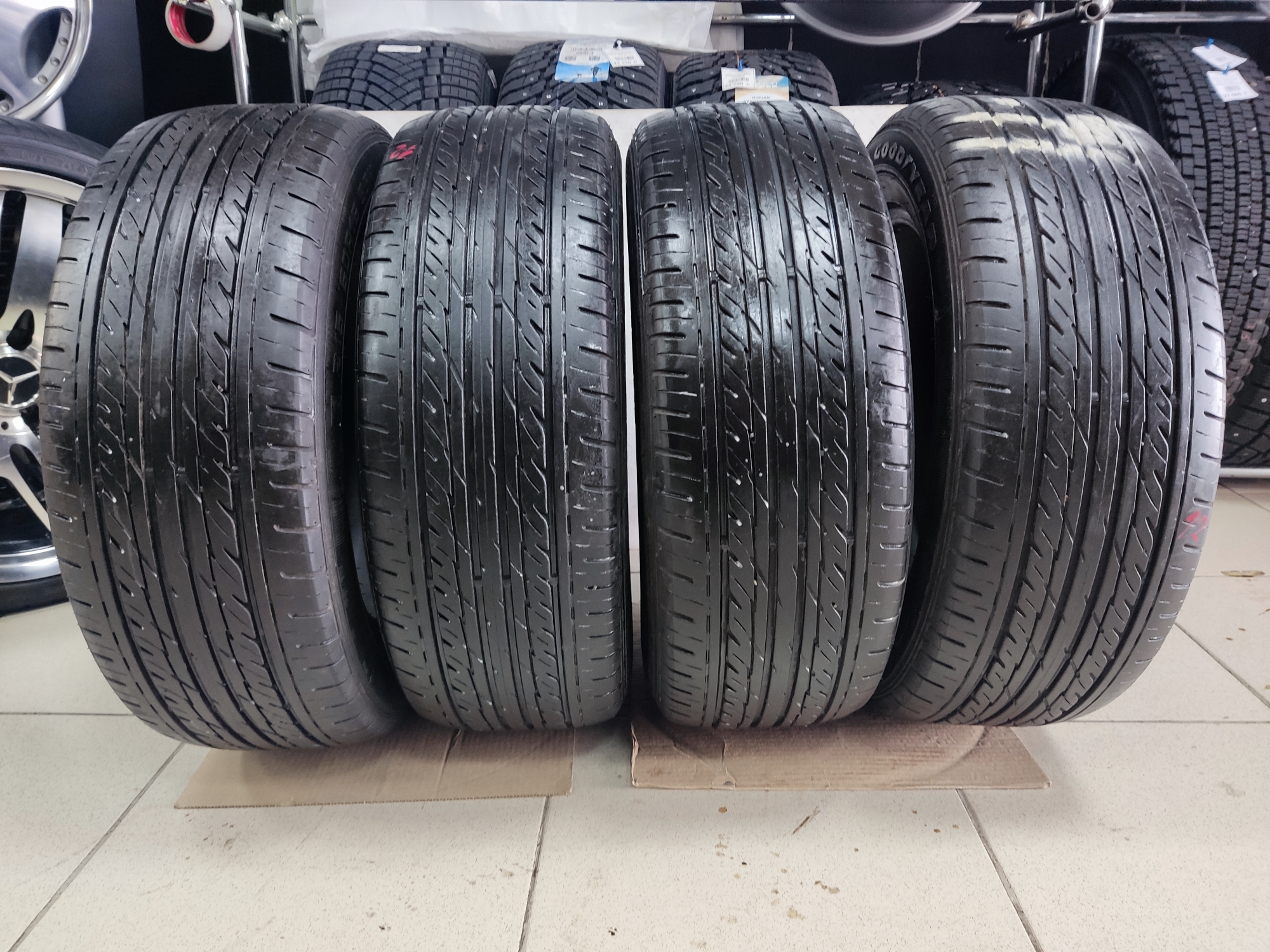 Шины б/у 215/60 R16 goodyear Gt-eco stage 95H Износ 20% (5мм) 2015 г.в.  Япония Комплект 4 шт. в Красноярске || Шинный двор